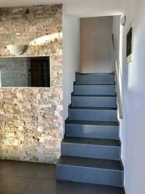 Amplio Apartamento Con Jardin En Almadrava Roses Exterior photo