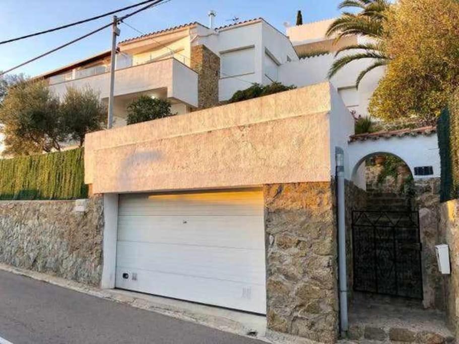 Amplio Apartamento Con Jardin En Almadrava Roses Exterior photo